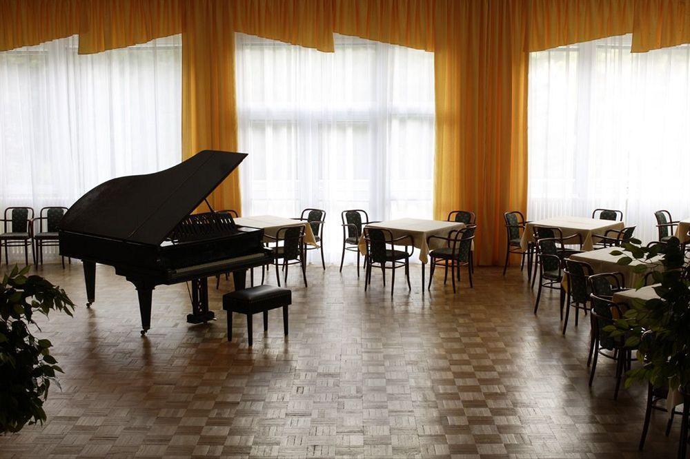 Hotel Behounek Jáchymov Dış mekan fotoğraf